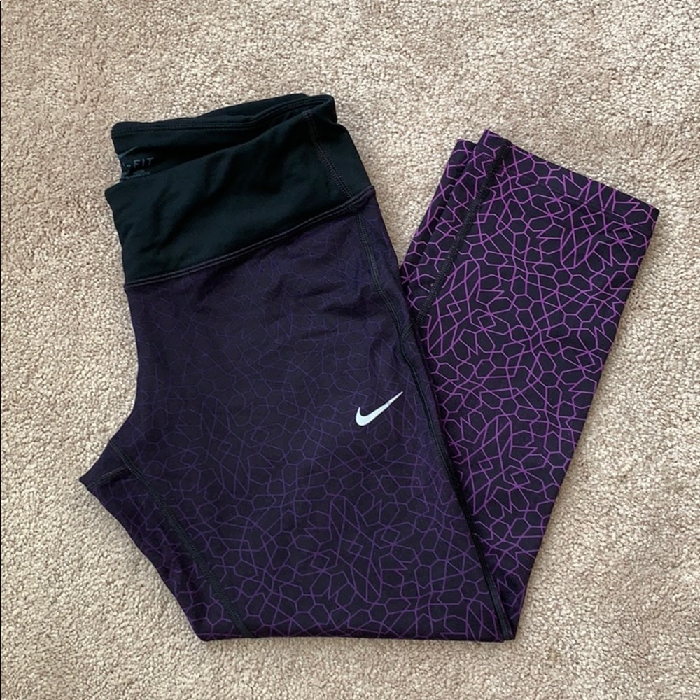 Nike Dri-Fit Cropped Leggings